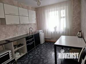 3-к квартира, посуточно, 65м2, 1/1 этаж