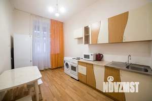 1-к квартира, посуточно, 40м2, 4/10 этаж