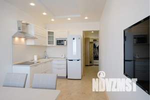 1-к квартира, посуточно, 45м2, 10/11 этаж