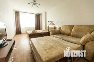 1-к квартира, посуточно, 42м2, 1/1 этаж