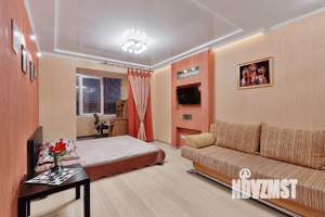 1-к квартира, посуточно, 42м2, 4/10 этаж