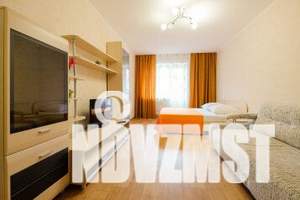 1-к квартира, посуточно, 40м2, 7/10 этаж