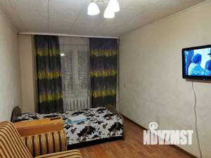 1-к квартира, посуточно, 32м2, 1/1 этаж