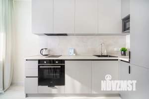 1-к квартира, посуточно, 35м2, 4/10 этаж