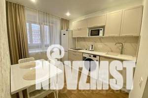 1-к квартира, посуточно, 40м2, 7/10 этаж