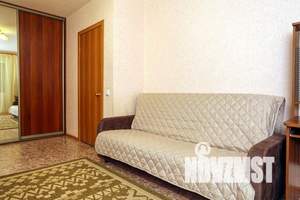 1-к квартира, посуточно, 36м2, 2/10 этаж