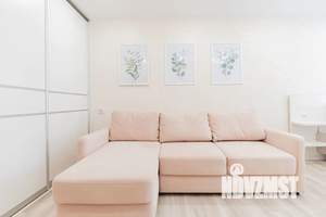 1-к квартира, посуточно, 40м2, 6/10 этаж