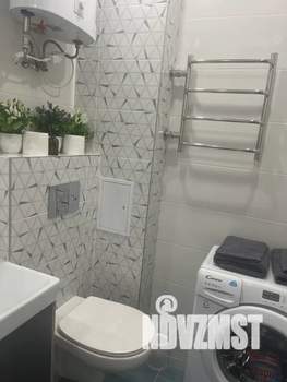 Студия квартира, посуточно, 30м2, 10/19 этаж