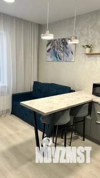 1-к квартира, посуточно, 40м2, 11/16 этаж