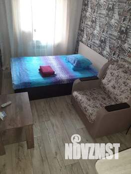 Студия квартира, посуточно, 20м2, 1/3 этаж