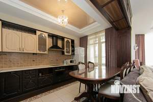 3-к квартира, на длительный срок, 126м2, 2/7 этаж