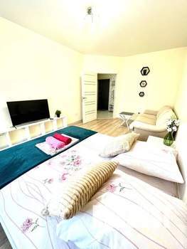 1-к квартира, посуточно, 40м2, 4/9 этаж