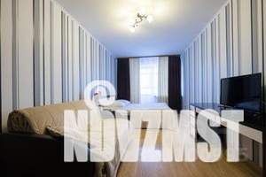 1-к квартира, посуточно, 42м2, 8/10 этаж