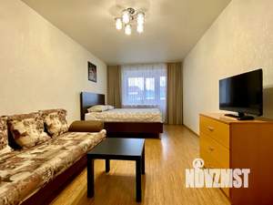 1-к квартира, посуточно, 40м2, 10/10 этаж