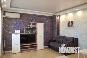 1-к квартира, посуточно, 38м2, 4/10 этаж