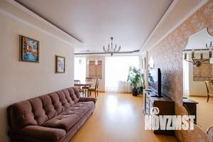 4-к квартира, посуточно, 102м2, 10/10 этаж
