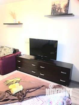 1-к квартира, посуточно, 40м2, 9/10 этаж