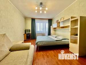 1-к квартира, посуточно, 32м2, 8/9 этаж