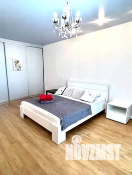 1-к квартира, посуточно, 42м2, 5/10 этаж