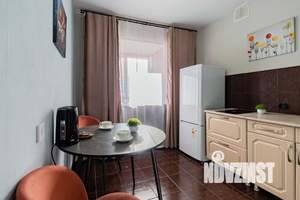 1-к квартира, посуточно, 40м2, 1/1 этаж