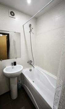 1-к квартира, на длительный срок, 32м2, 4/10 этаж