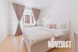 1-к квартира, посуточно, 45м2, 5/10 этаж
