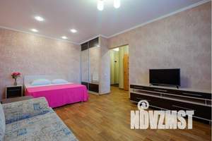 1-к квартира, посуточно, 37м2, 6/9 этаж