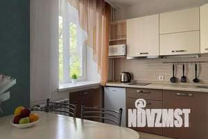 1-к квартира, посуточно, 30м2, 3/5 этаж