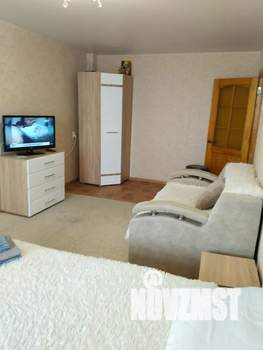 1-к квартира, посуточно, 38м2, 3/9 этаж