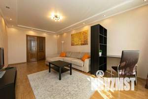 3-к квартира, посуточно, 65м2, 12/17 этаж