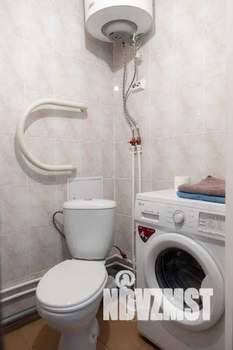 Студия квартира, посуточно, 25м2, 17/17 этаж