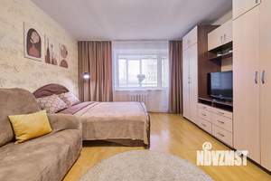 1-к квартира, посуточно, 38м2, 1/1 этаж