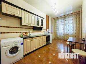 1-к квартира, посуточно, 45м2, 3/10 этаж