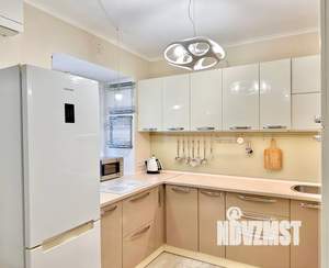 Студия квартира, посуточно, 53м2, 1/5 этаж