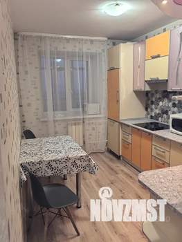 1-к квартира, посуточно, 37м2, 10/10 этаж