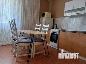 2-к квартира, посуточно, 45м2, 1/17 этаж