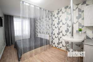 Студия квартира, посуточно, 30м2, 17/18 этаж