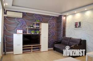 1-к квартира, посуточно, 38м2, 4/10 этаж