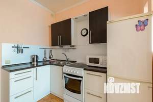 2-к квартира, посуточно, 48м2, 4/10 этаж