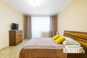 1-к квартира, посуточно, 35м2, 2/10 этаж