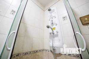 1-к квартира, посуточно, 40м2, 4/10 этаж