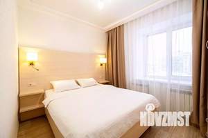 2-к квартира, посуточно, 50м2, 1/1 этаж