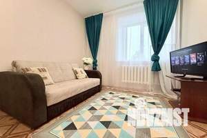 1-к квартира, посуточно, 35м2, 5/10 этаж