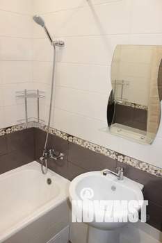 1-к квартира, посуточно, 40м2, 1/10 этаж