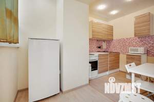 1-к квартира, посуточно, 40м2, 1/9 этаж