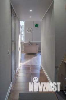 Студия квартира, посуточно, 43м2, 2/2 этаж