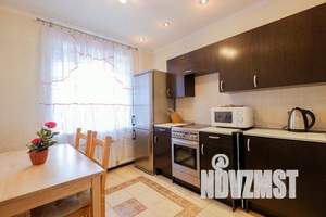 1-к квартира, посуточно, 42м2, 6/9 этаж