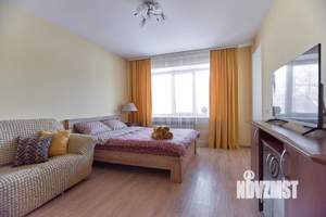 1-к квартира, посуточно, 49м2, 1/1 этаж