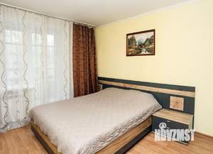 2-к квартира, посуточно, 54м2, 1/1 этаж