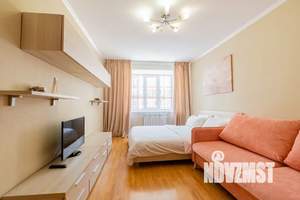 1-к квартира, посуточно, 45м2, 7/10 этаж